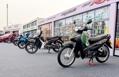 Honda Việt Nam đồng loạt tăng giá bán hàng loạt xe máy